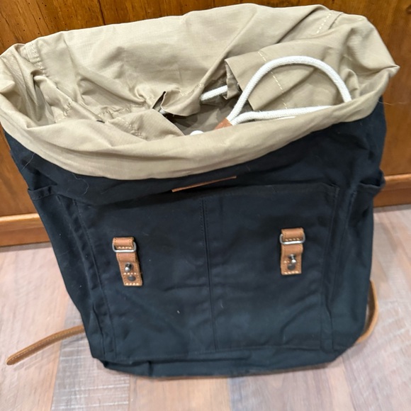 NEW Fjallraven Ornskoldsvik No. 21 Medium 24205 Rucksack G1000 Backpack F120249